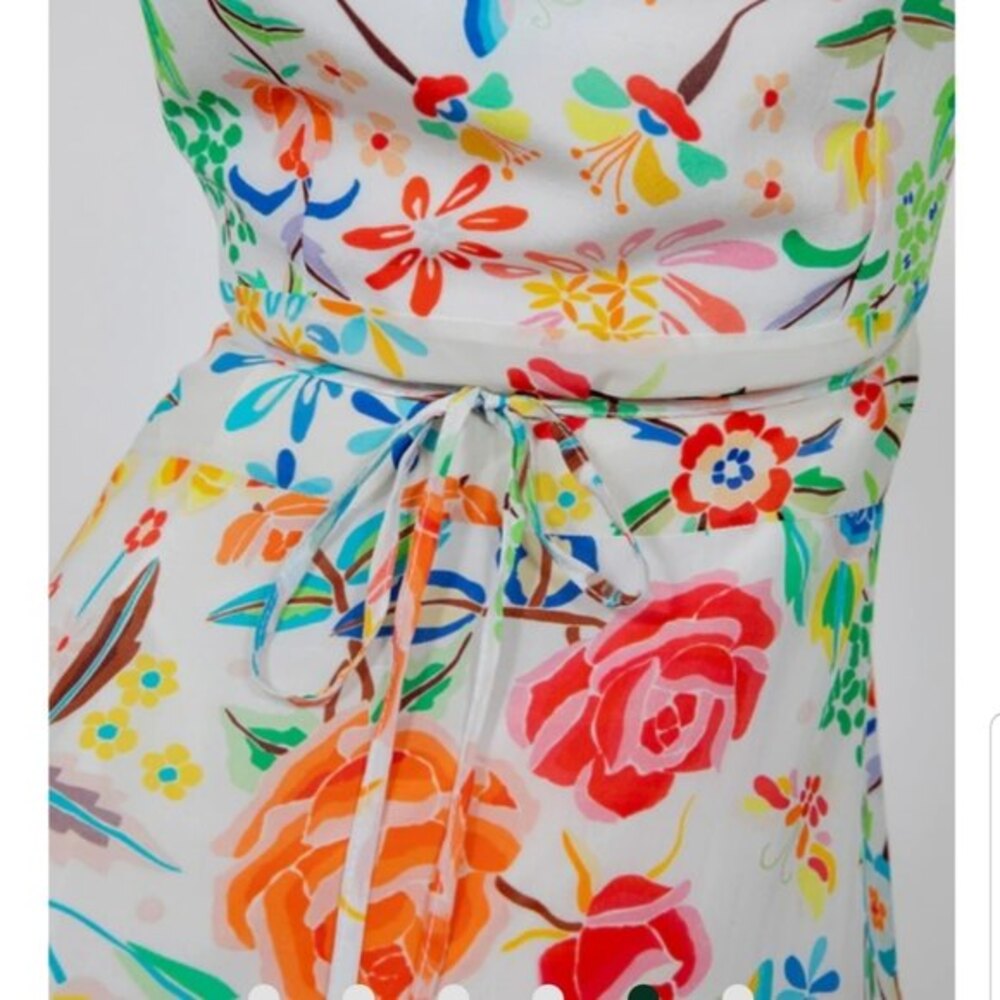 NWT All Things Mochi Valeria White Wrap Floral Mini Dress, size XS - Picture 5 of 15